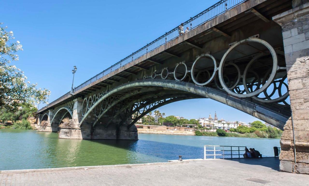 Betis Deluxe Riverside إشبيلية المظهر الخارجي الصورة